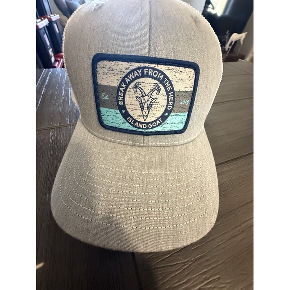 outdoor cap Company Other - Goat Island Brewing Adjustable Strap‎ Mesh-Back Hat